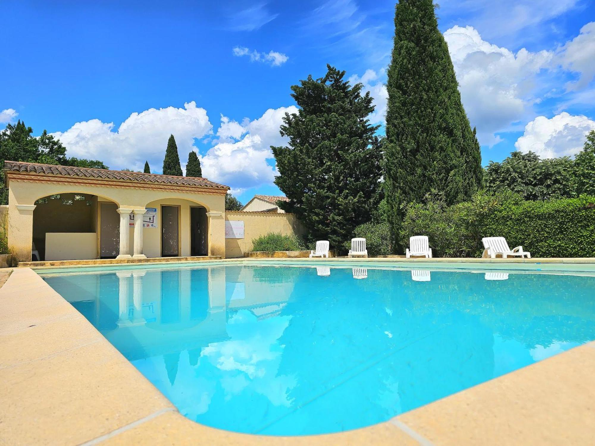 La Pascallane Uzes Exterior photo